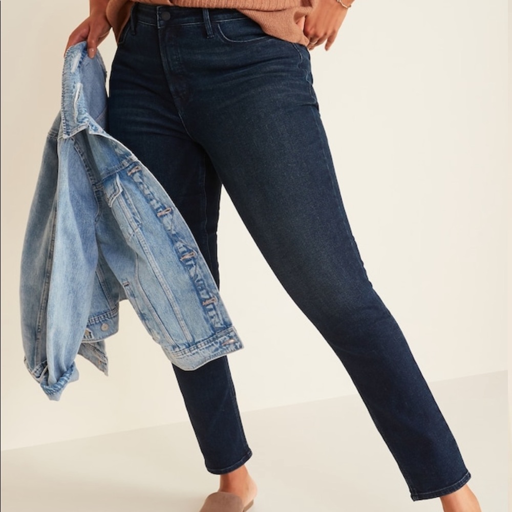 Old Navy Dark Wash Rockstar 8 Long Denim Jeans Five Pocket Styling 730770-7